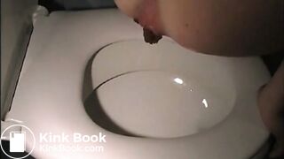 Blonde ana clogged the toilet