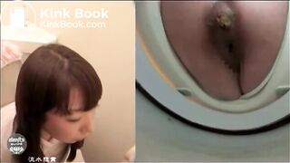 Quick toilet poop - video 6