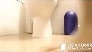 Hot girl need to shit scene