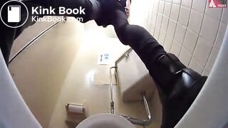 Japanese toilet spycam - video 4