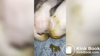 Shana Scat Shit in pussy dirty finger