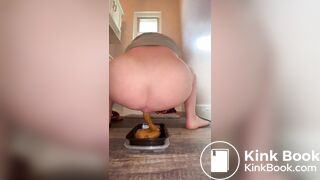 poo in food container