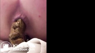 short private shot while pooping