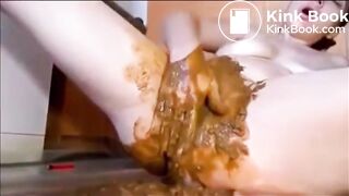 Messy scat girl smearing, masturbating