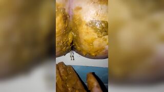 Girl diarrhea on her boyfriend hand