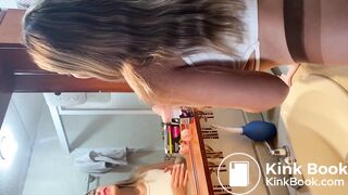 Brown pantyhose diarrhea