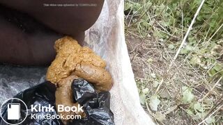 African girl take a huge dump