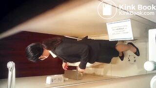 Japanese girl pooping on toilet - video 35