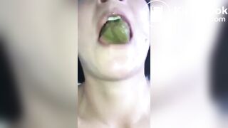 Having a poo in her mouth during intercourse..