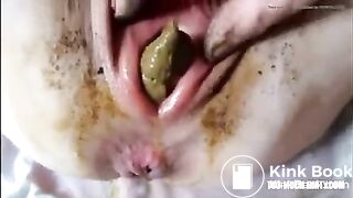 A poo in her vagina..