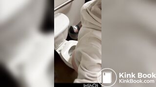 Girl pooping comp - video 4