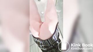 Blonde bathtub laxative