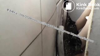 Beautiful women pooping in the toilet 9