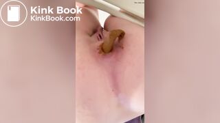 Girl pooping on toilet - video 46
