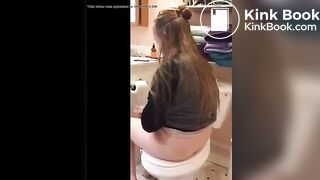 Cute teen pooping - video 2