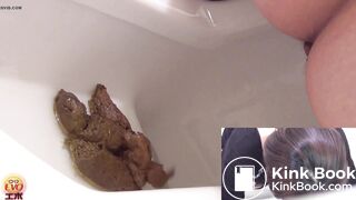 Cute girl pooping - video 3