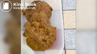 Pooping ın container