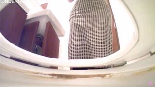 japanese toilet - video 137
