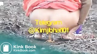 Sexy Aunty shit and piss