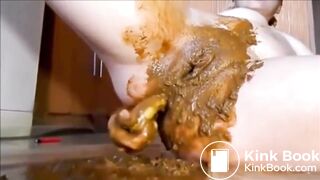 Scat Pussy Fisting - video 2
