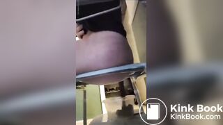 Hottie has to take a massive shit