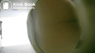 Chinese girl pooping - video 225
