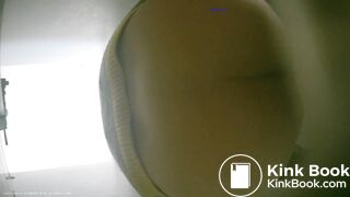 Chinese girl pooping - video 225