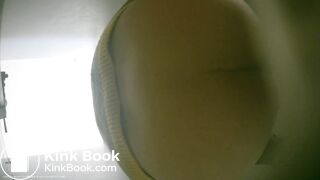 Chinese girl pooping - video 225