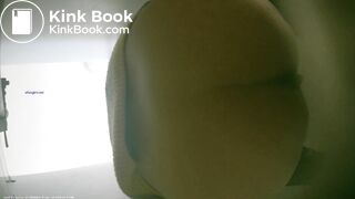 Chinese girl pooping - video 225