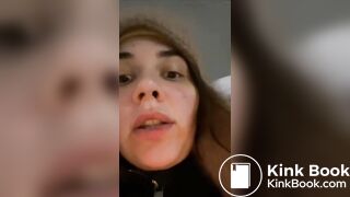 Teen show her diarrhea