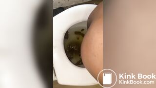 My home girl dropping some little logs