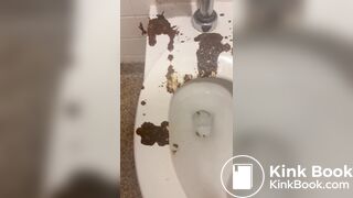 BEATIFUL EBONY SCAT BABE SHITTING IN PUBLIC TOILETS