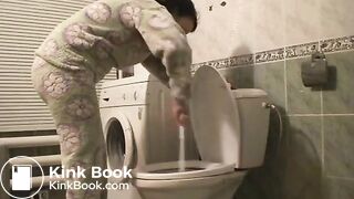 Stinky lady on the toilet..