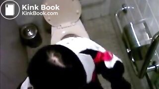 japanese girl toilet - video1