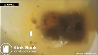 Girl pooping - video 488