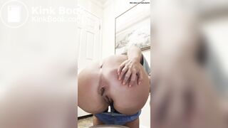 Pretty teen pooping - video 2