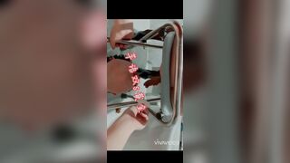 Sexy Chinese beauty’s shit is thick