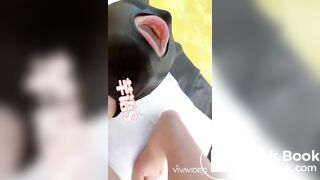Sexy Chinese beauty’s shit is thick