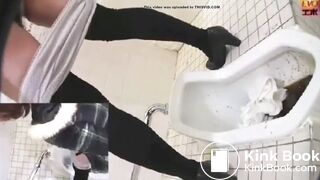 Japanese girl poop - video 41