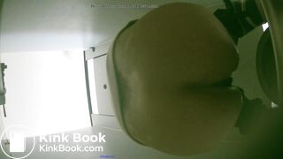 Chinese girl pooping - video 224