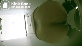 Chinese girl pooping - video 224