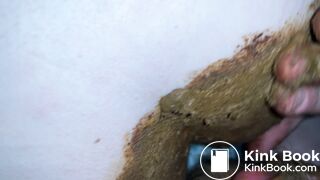 Cleaning her ass - video 3