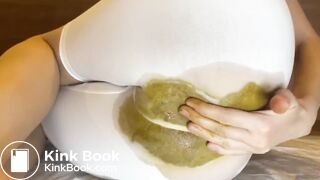 Scat Girl 52
