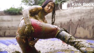 Rada Brewer sexy in the manure pit