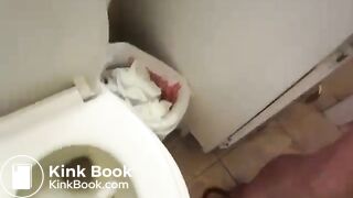 Girl pooping - video 496