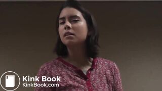 Women eats chipotle and has diarrhea during lecture