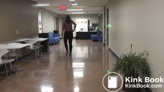 Women eats chipotle and has diarrhea during lecture