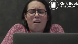 Women eats chipotle and has diarrhea during lecture