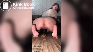 Sexy Chick Shitting from Arched Ass