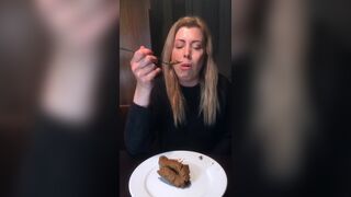 AMAZING WIFE DINING ON HUSBANDS SHIT & SCAT BLOWJOB